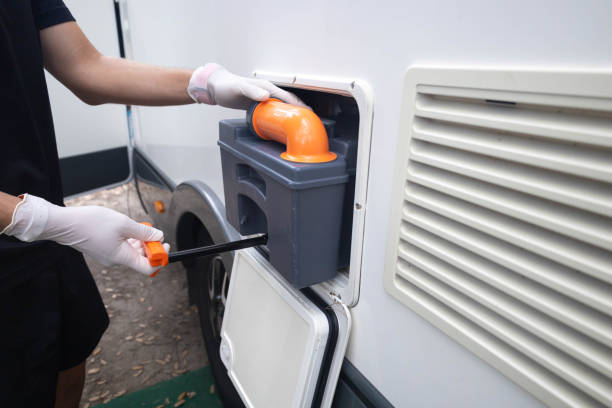 Portable Toilet Options We Offer in Maricopa, CA